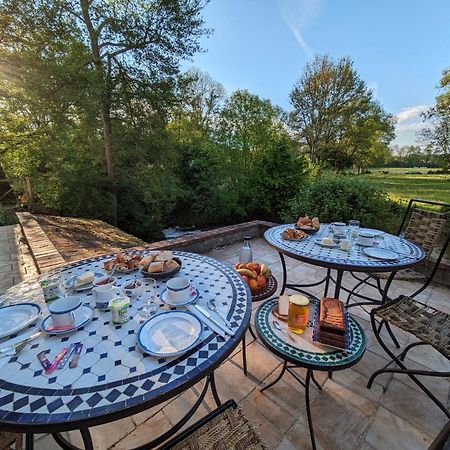 Le Moulin Grenon Bed & Breakfast Mezilles Ngoại thất bức ảnh