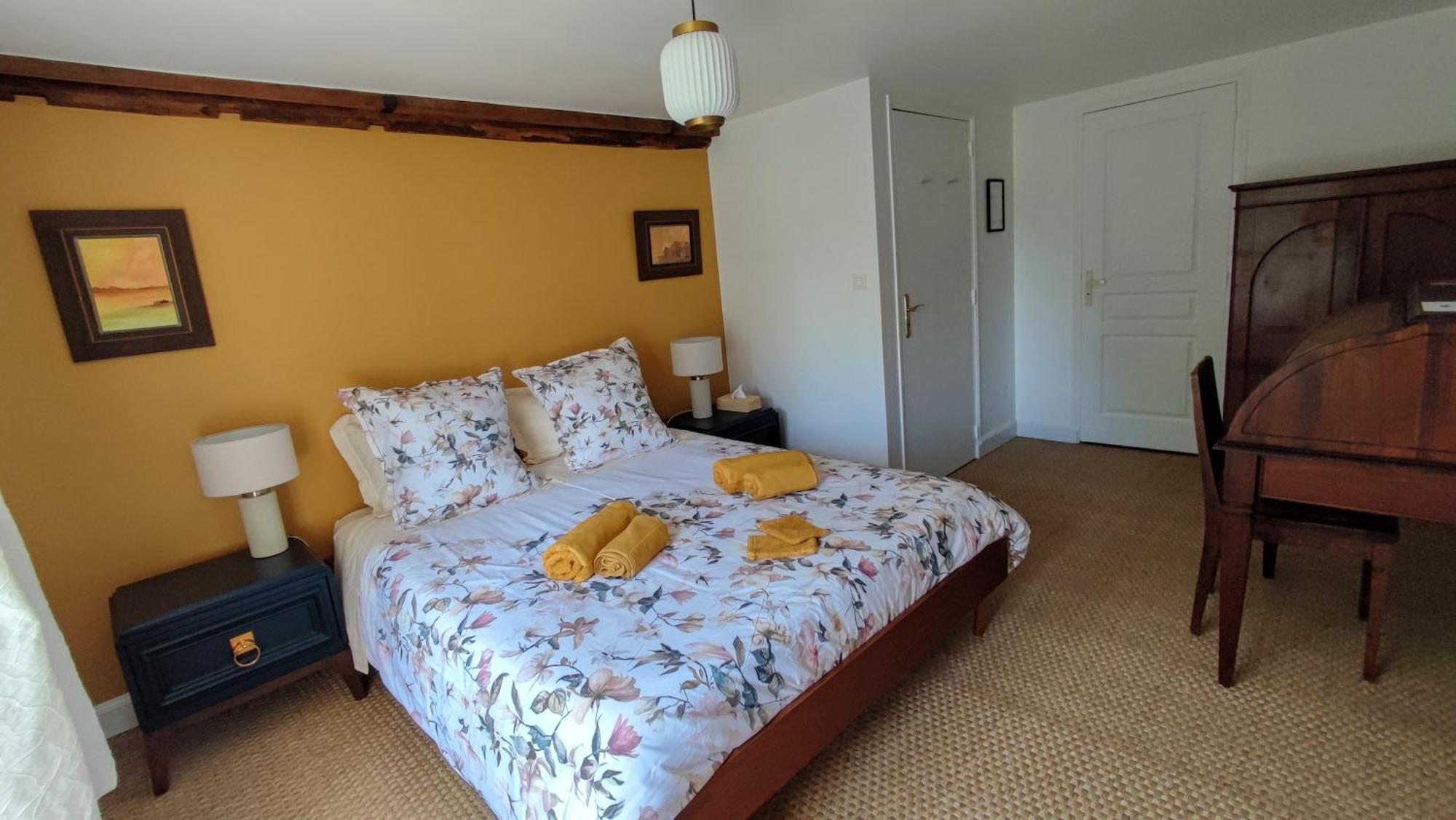 Le Moulin Grenon Bed & Breakfast Mezilles Ngoại thất bức ảnh